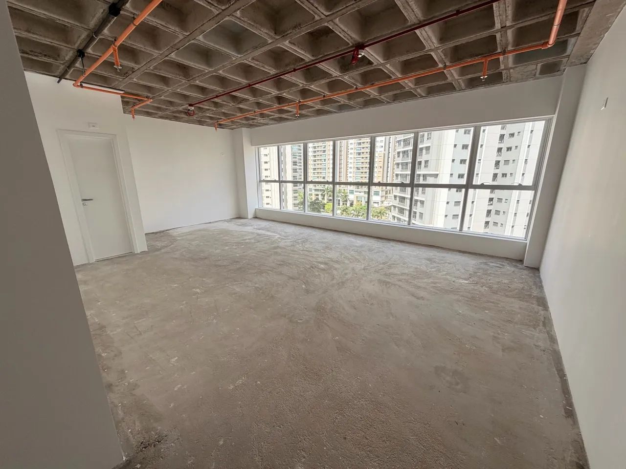 Ed. Quartier - Sala para Locação