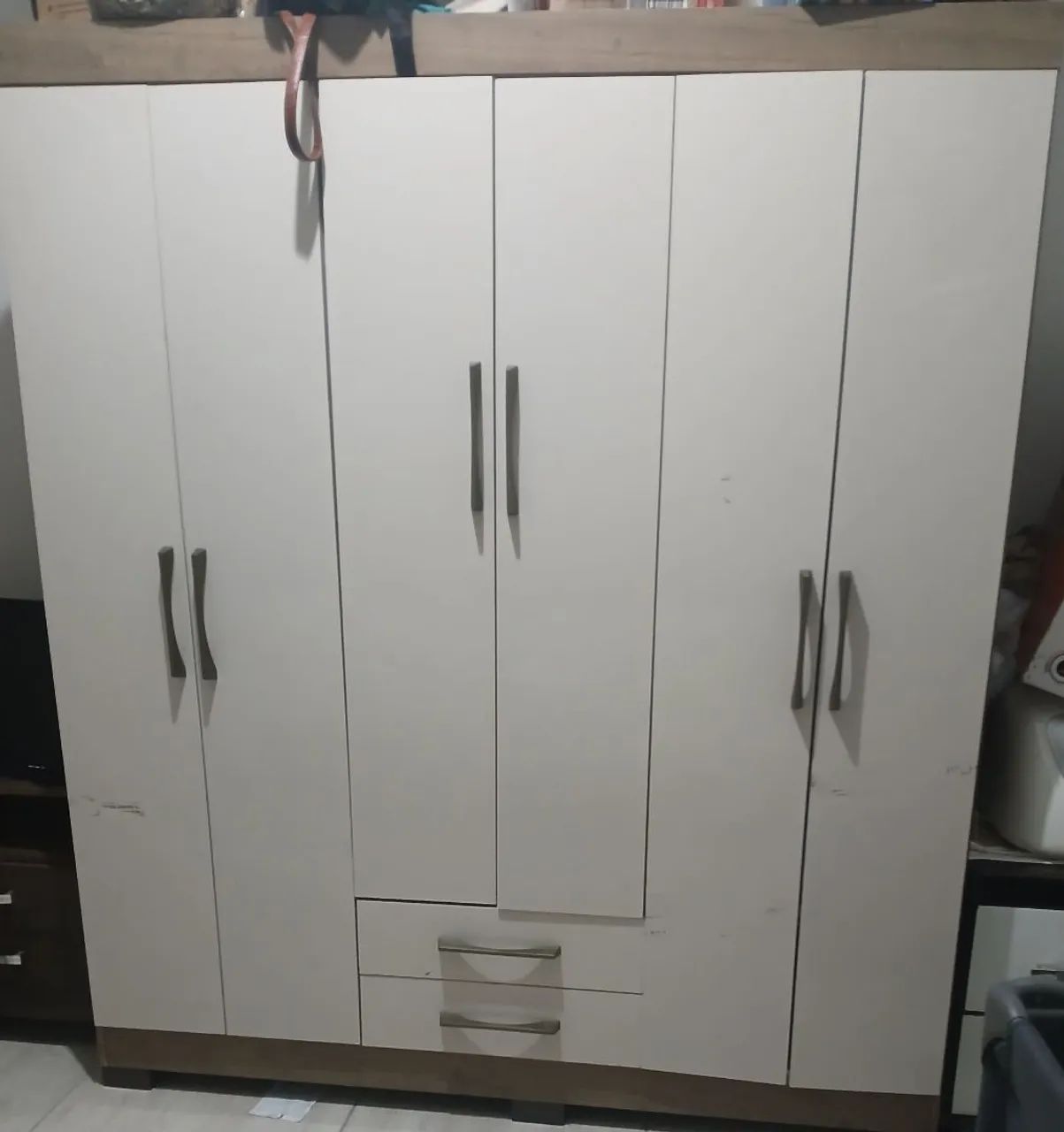 Guarda roupa de  solteiro