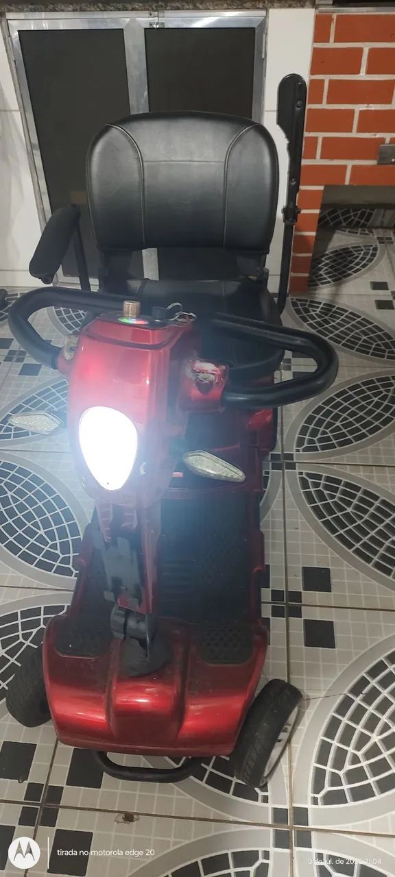 Quadriciclo motorizada cadeira de rodas  - Foto 4