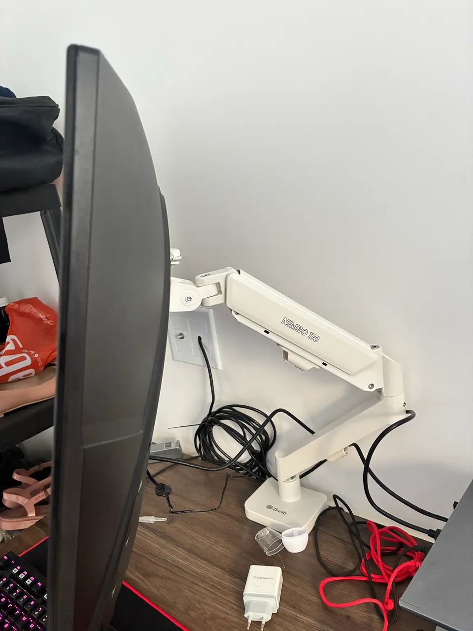 Monitor 27p 300hz 0.5Ms + Base Articulada - Foto 3