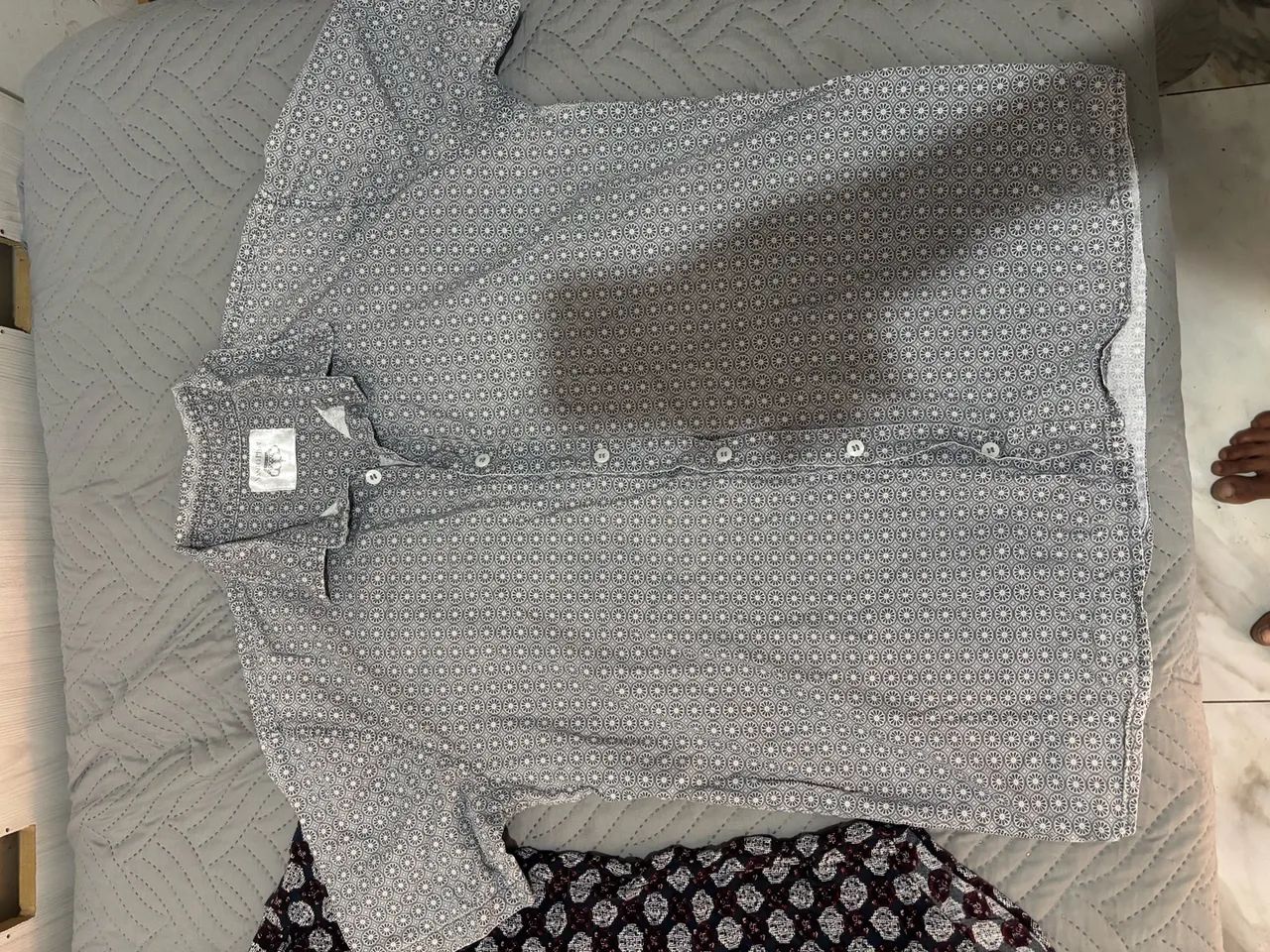 2 camisas de abotoar  - Foto 2