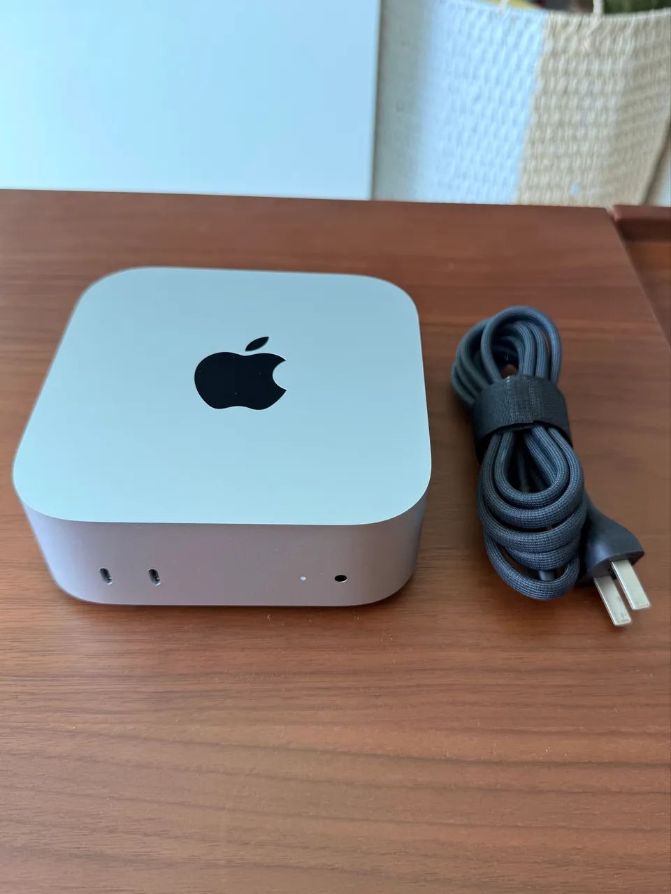 Apple Mac mini m4 16GB 256GB 本体 海外モデル Apple Mac Mini M4 16GB 256GB Semi Novo - Computadores e Desktops