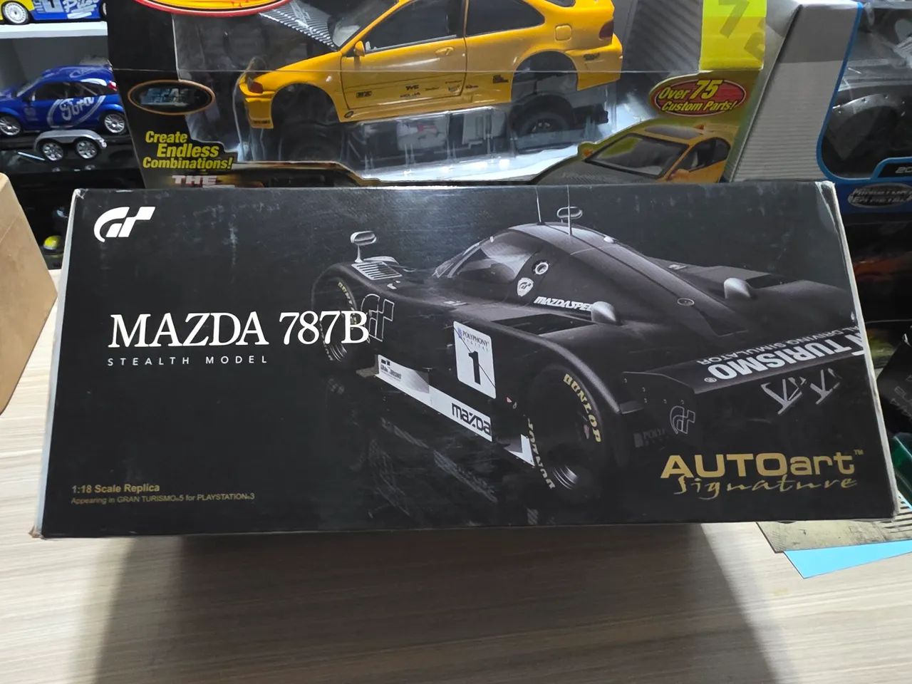 MAZDA 787B 1/18 AUTOgart ミニカー Miniatura 1:18 autoart signature 1:18 mazda 787b raro gran turismo