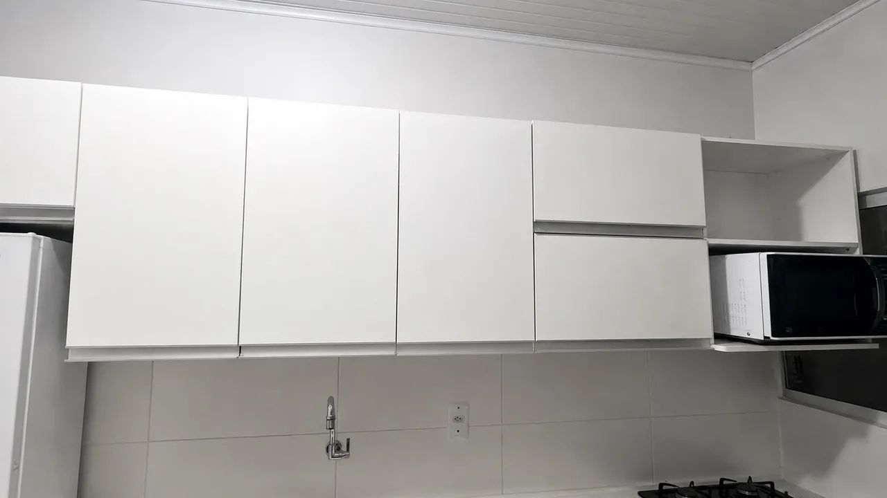 Armário suspenso 