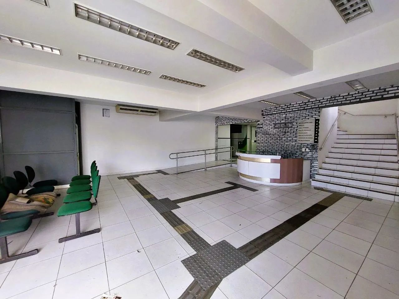 OPORTUNIDADE DE INVESTIMENTO! PRÉDIO COMERCIAL ideal para faculdade, clínica, salas comerc - Foto 3