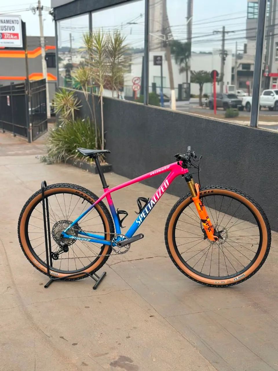 Specialized Epic Carbom M - 2020
