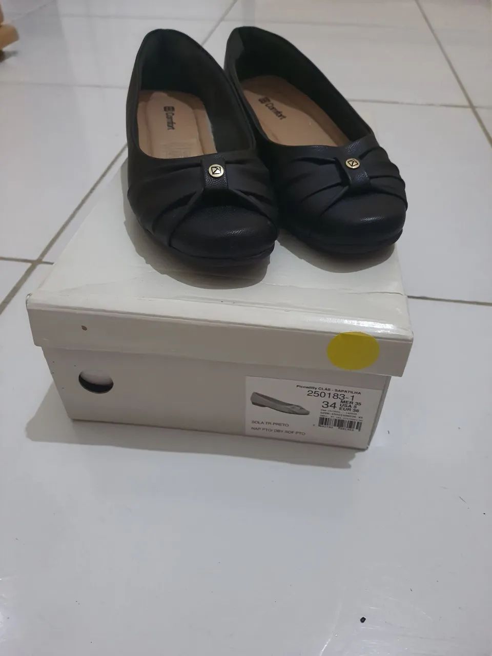Sapato preto confort 34