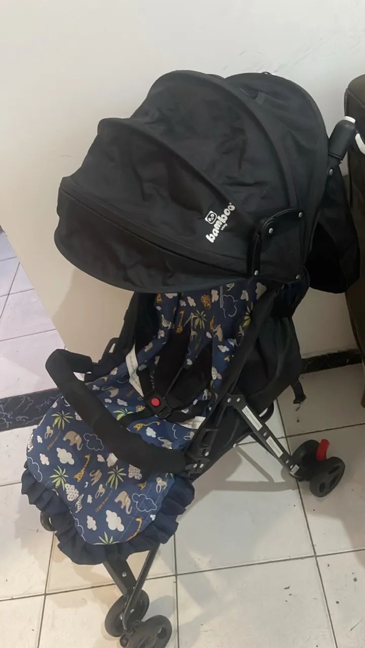 Carrinho semi novo , perfeito estado 