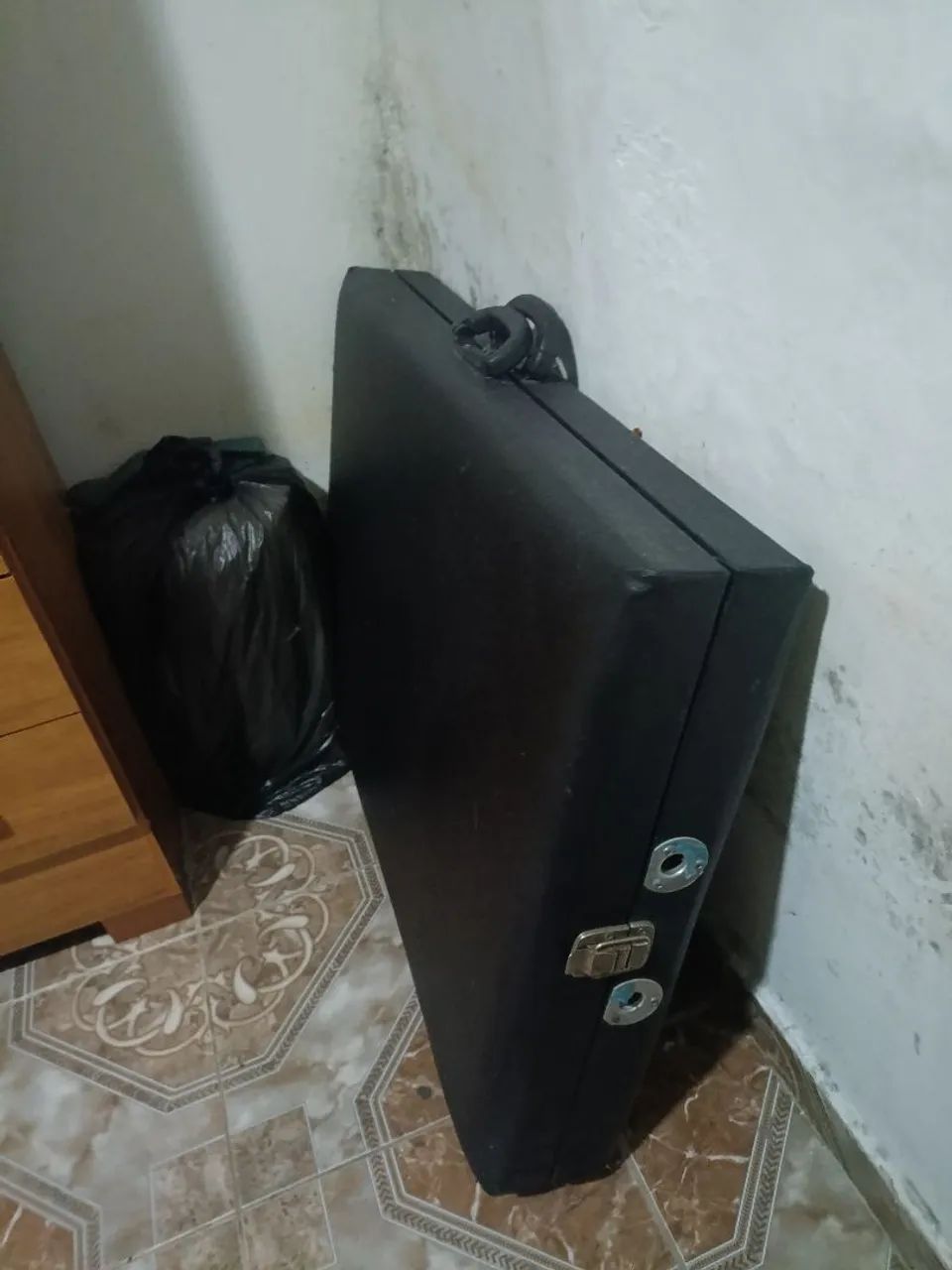 Vende-se Essa Maca