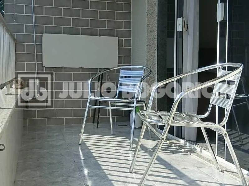 Apartamento : / Residencial / Cacuia