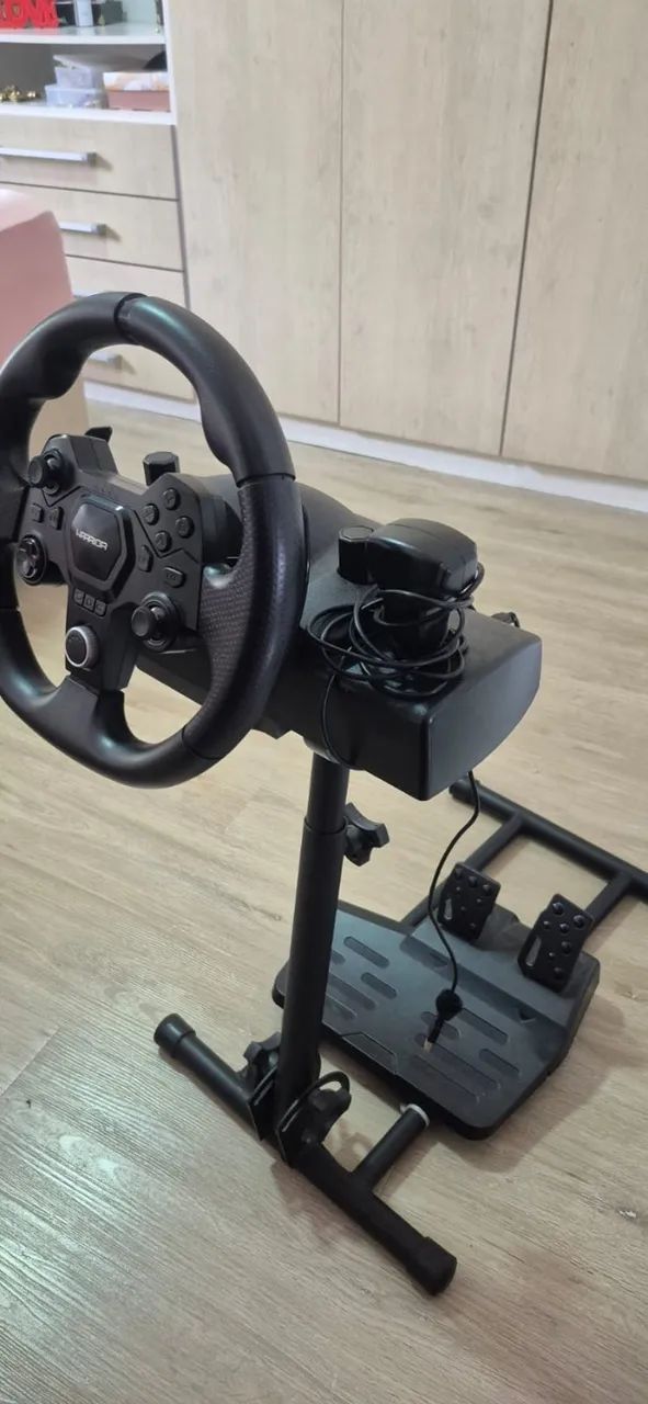 Volante gamer com pedal e suporte - Foto 4