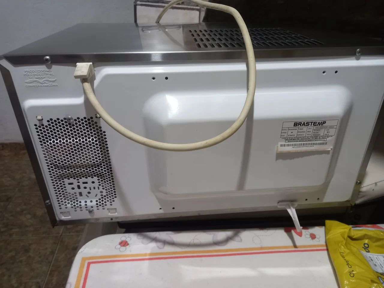 Micro-ondas Brastemp ative 38L com a função gratinar.  - Foto 4