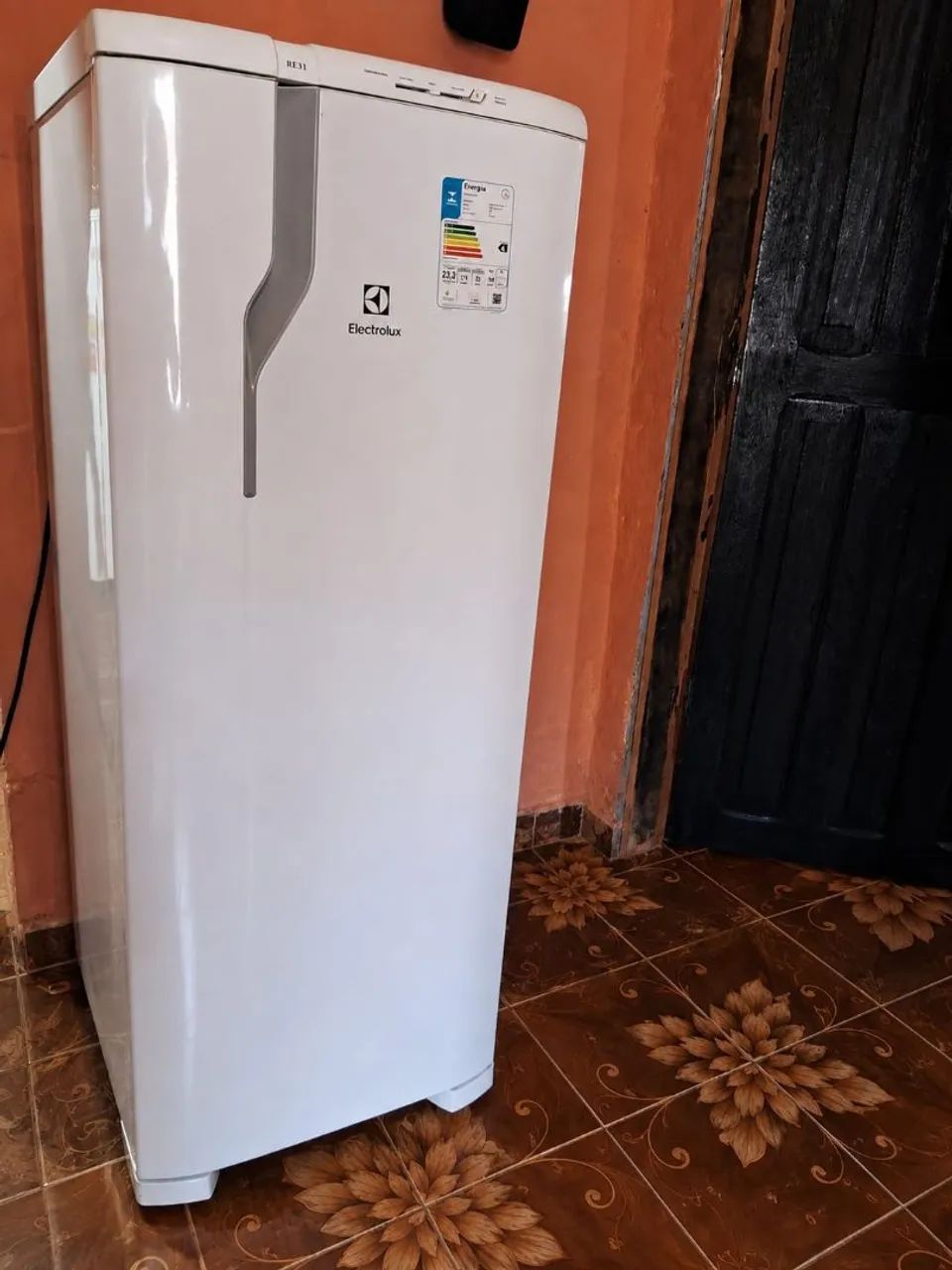 Geladeira Electrolux ótimaa 