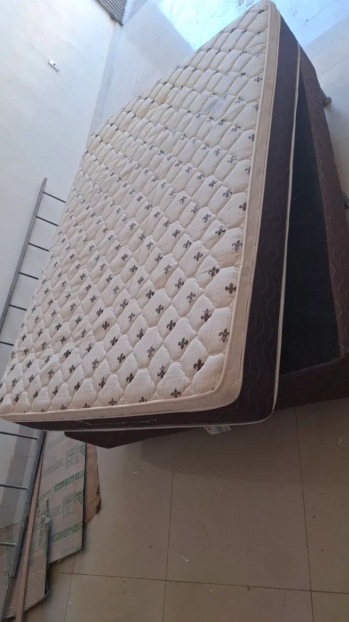 Cama Box molas ensacadas ( bem conservada) - Foto 2