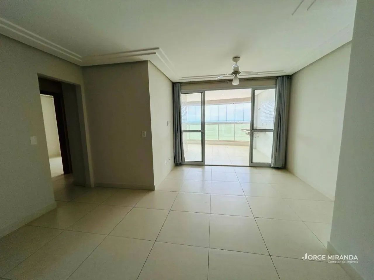 Apartamento frente mar com 3 dormitórios à venda por R$ 1.850.000 - Praia do Morro - Guara - Foto 3