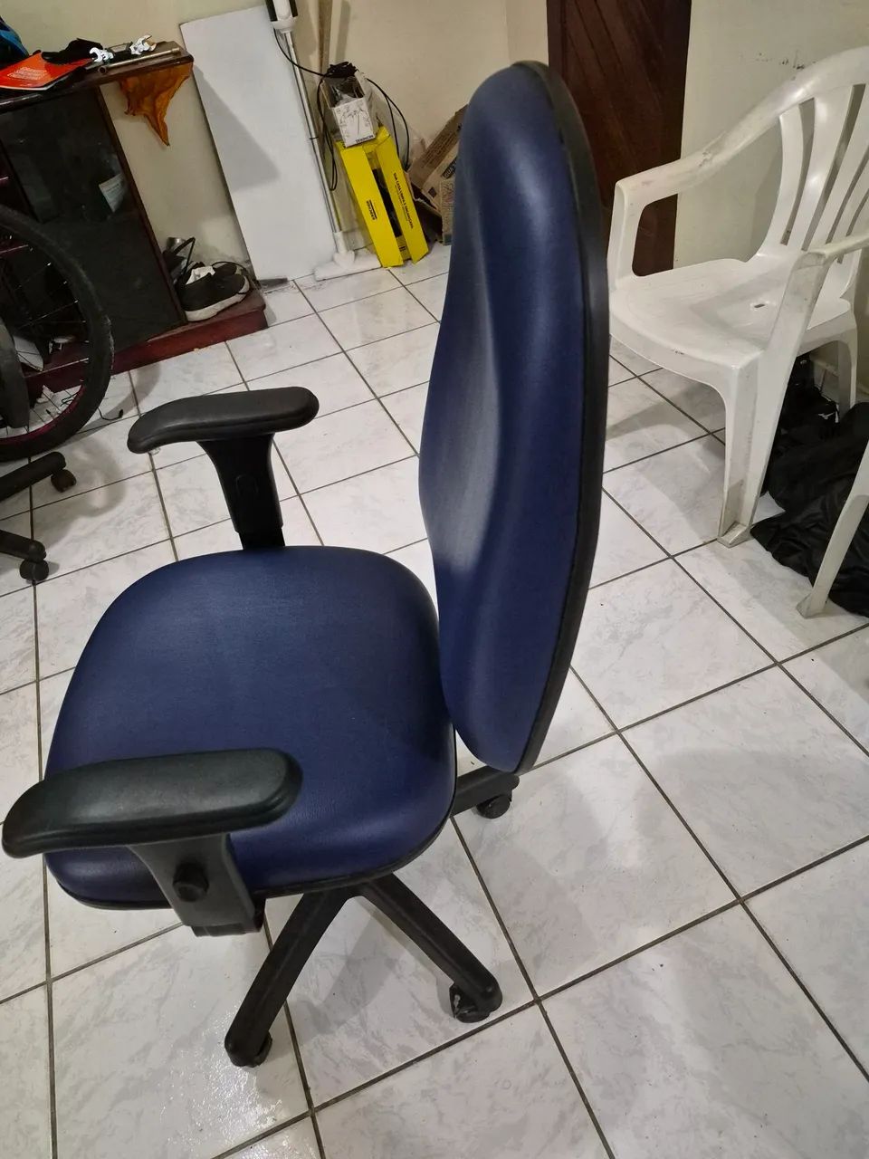 Cadeira giratória  - Foto 2