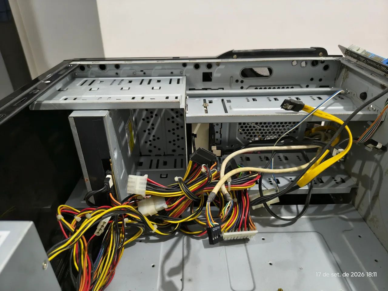 Gabinete gamer L20xC49xA44  - Foto 5