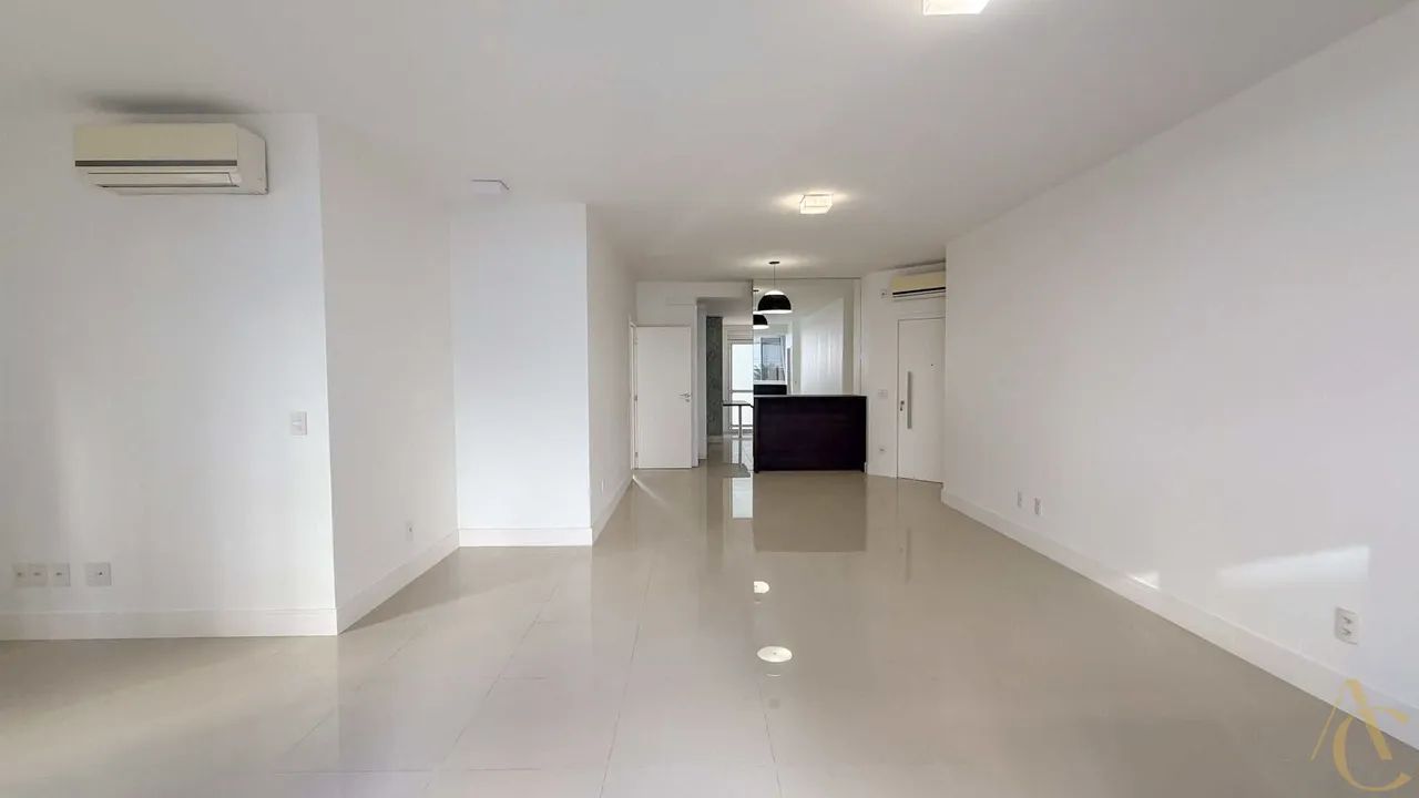 Apartamento à venda  3 suítes  Centro | Florianópolis/SC - Foto 3