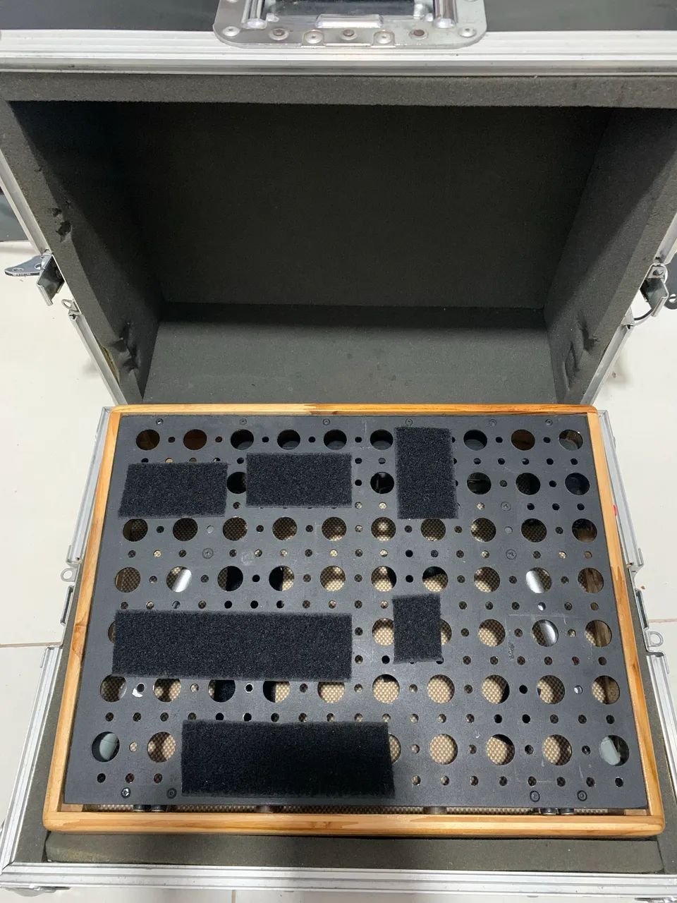 Pedalboard Hands 40x30 c/ case - Foto 2