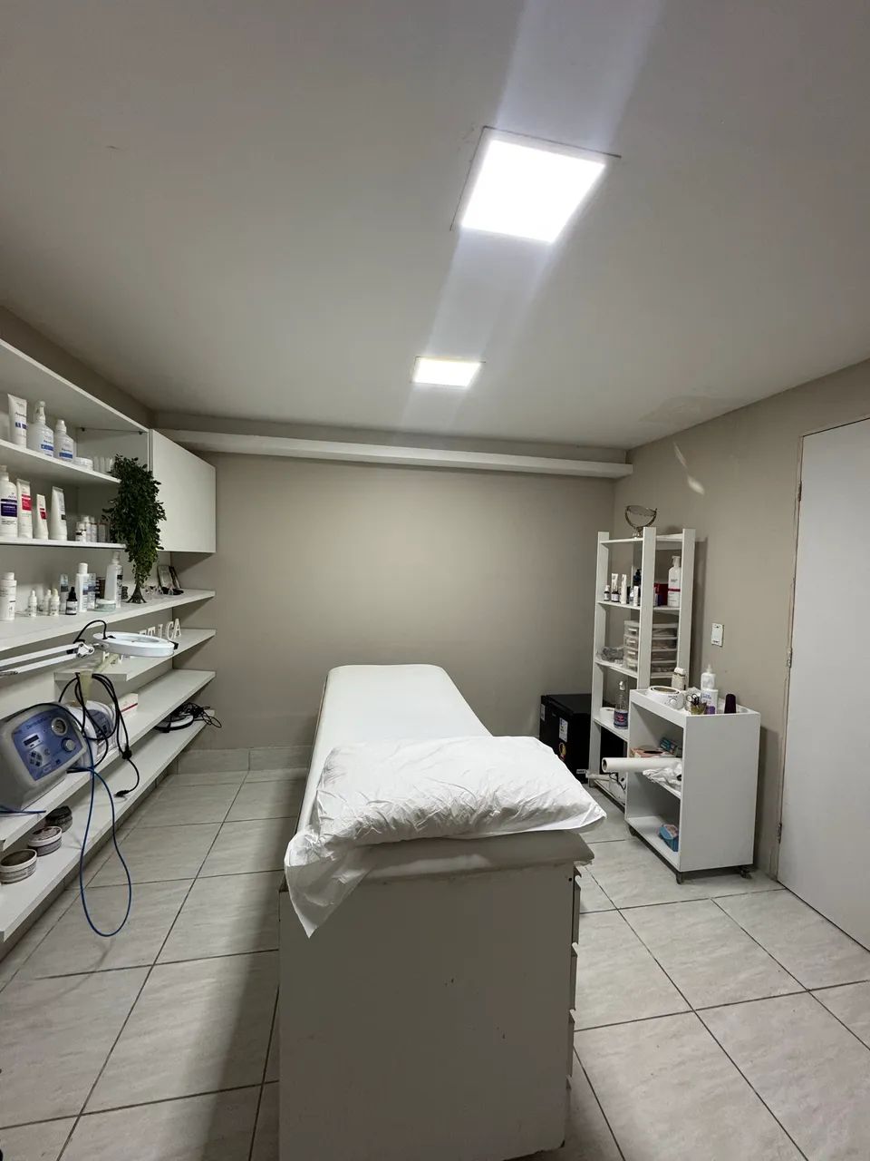 Repasso espaço de estética na av Abel Cabral 