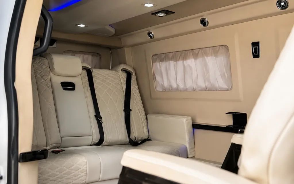 Van Executiva Luxo para até 5 Pessoas | Transfers, Eventos e Viagens - Foto 4
