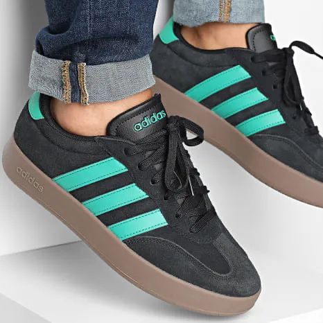 Adidas original casual 