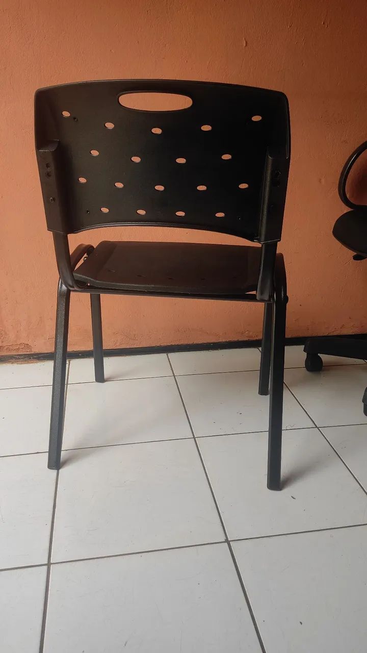 Cadeira secretária fixa polipropileno 65163255490434123