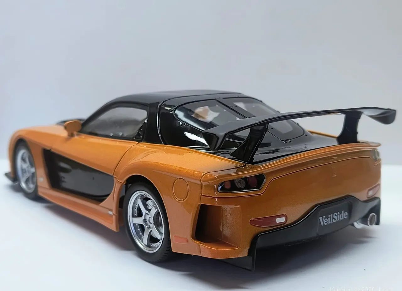 Mazda RX-7 VeilSide - Velozes e Furiosos - Foto 5