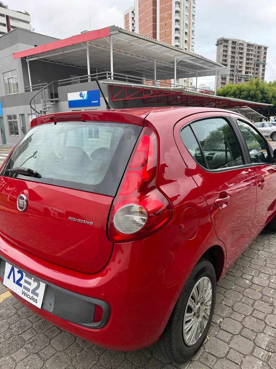 Fiat Palio Attractive 1.0 EVO Fire Flex 8V 5P 2017 - Foto 4
