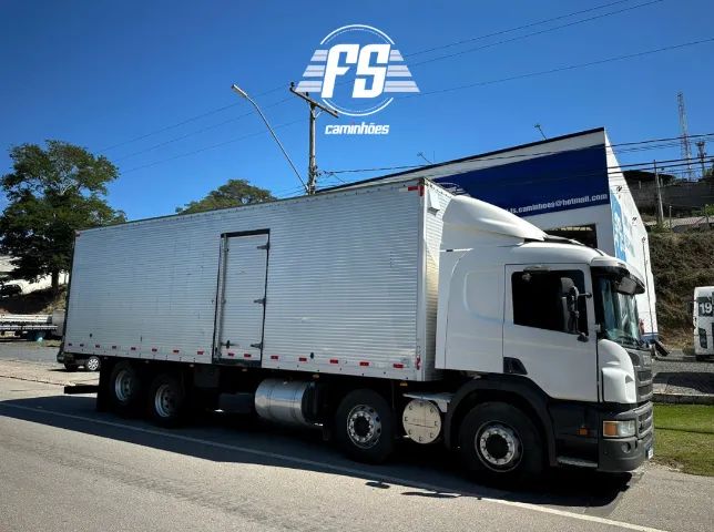 Scania P310 8x2 baú - Foto 5