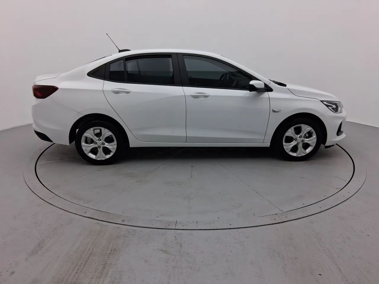 Chevrolet Onix Hatch LTZ 1.0 12V TB Flex Aut. 5P, foto 6 de 18