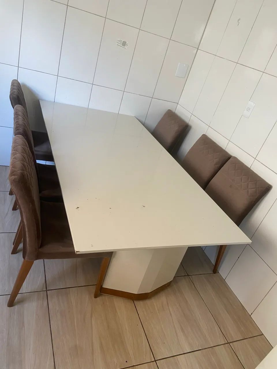 Mesa de 6 cadeiras - usadas  aceito proposta  - Foto 3