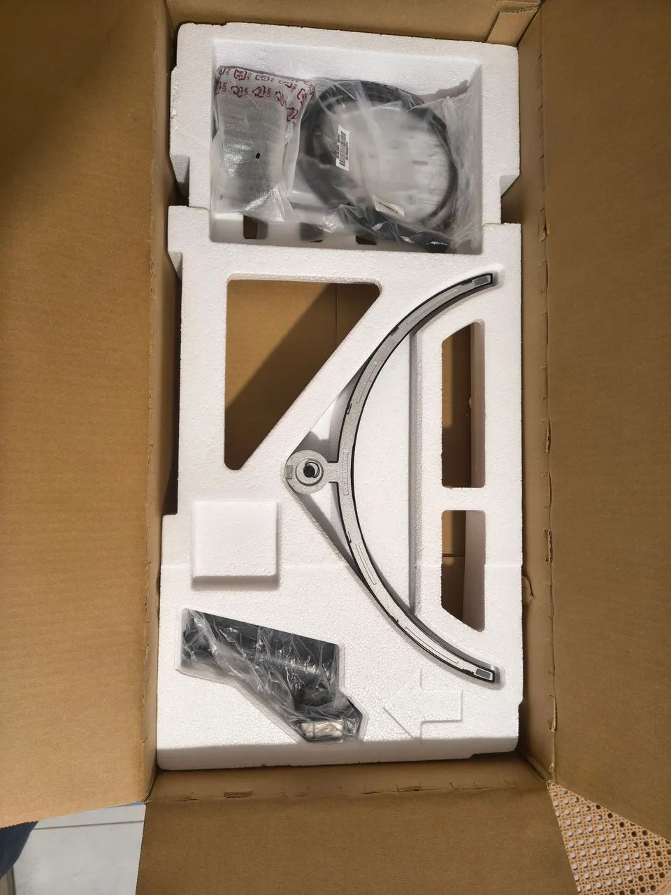 Monitor UltraWide 26"  LG - Foto 5