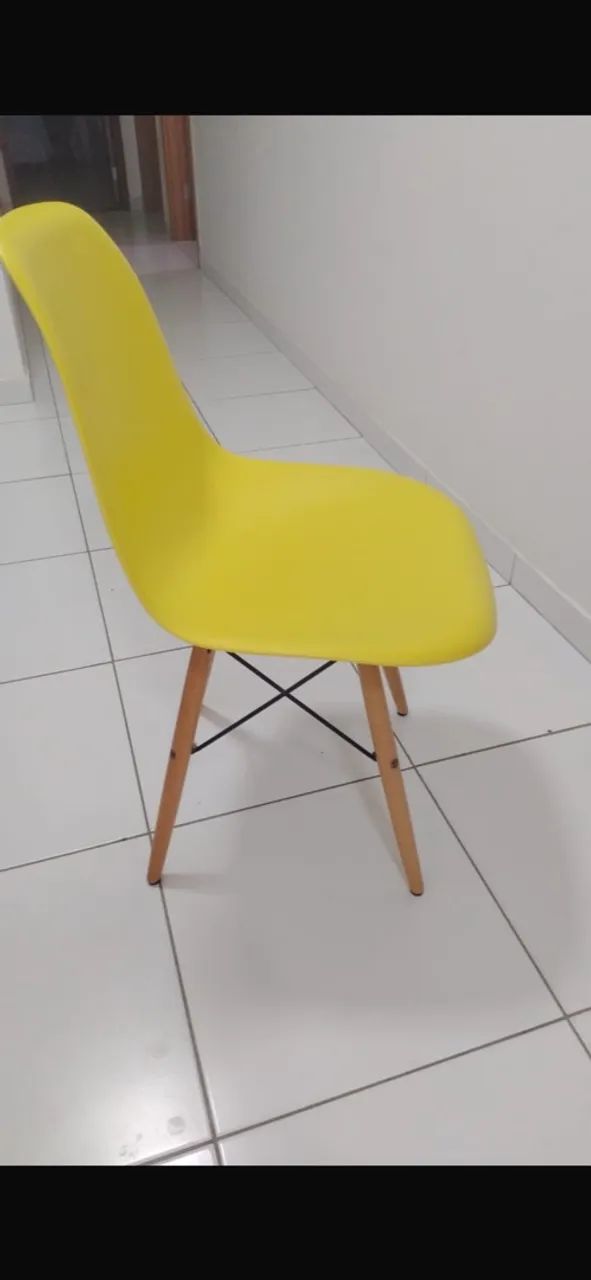 Conjunto com 4 cadeiras Charles Eames Eiffel - Foto 2