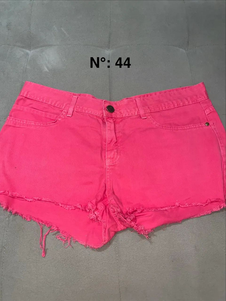 Shorts Jeans rosa (Tamanho 44)