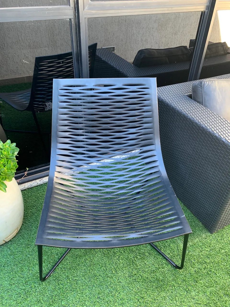 Conjunto Área Gourmet em Alumínio Preto - 2 Poltronas  - Foto 4