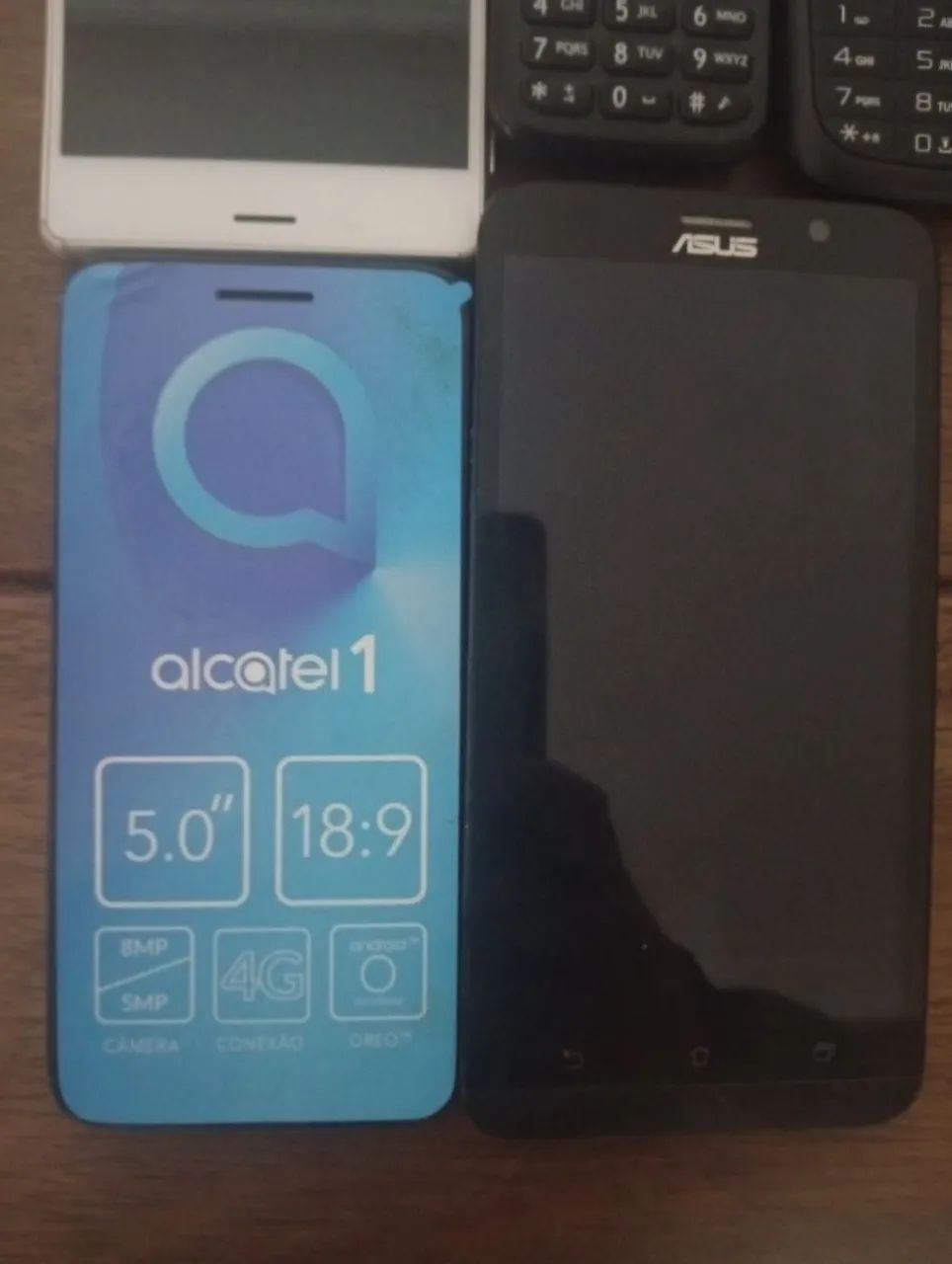 Lote de 5 celulares para retirada de peças - Foto 2