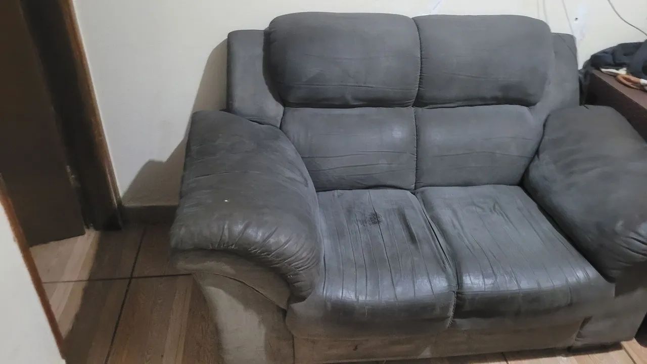 Sofá dois lugares preto  - Foto 2