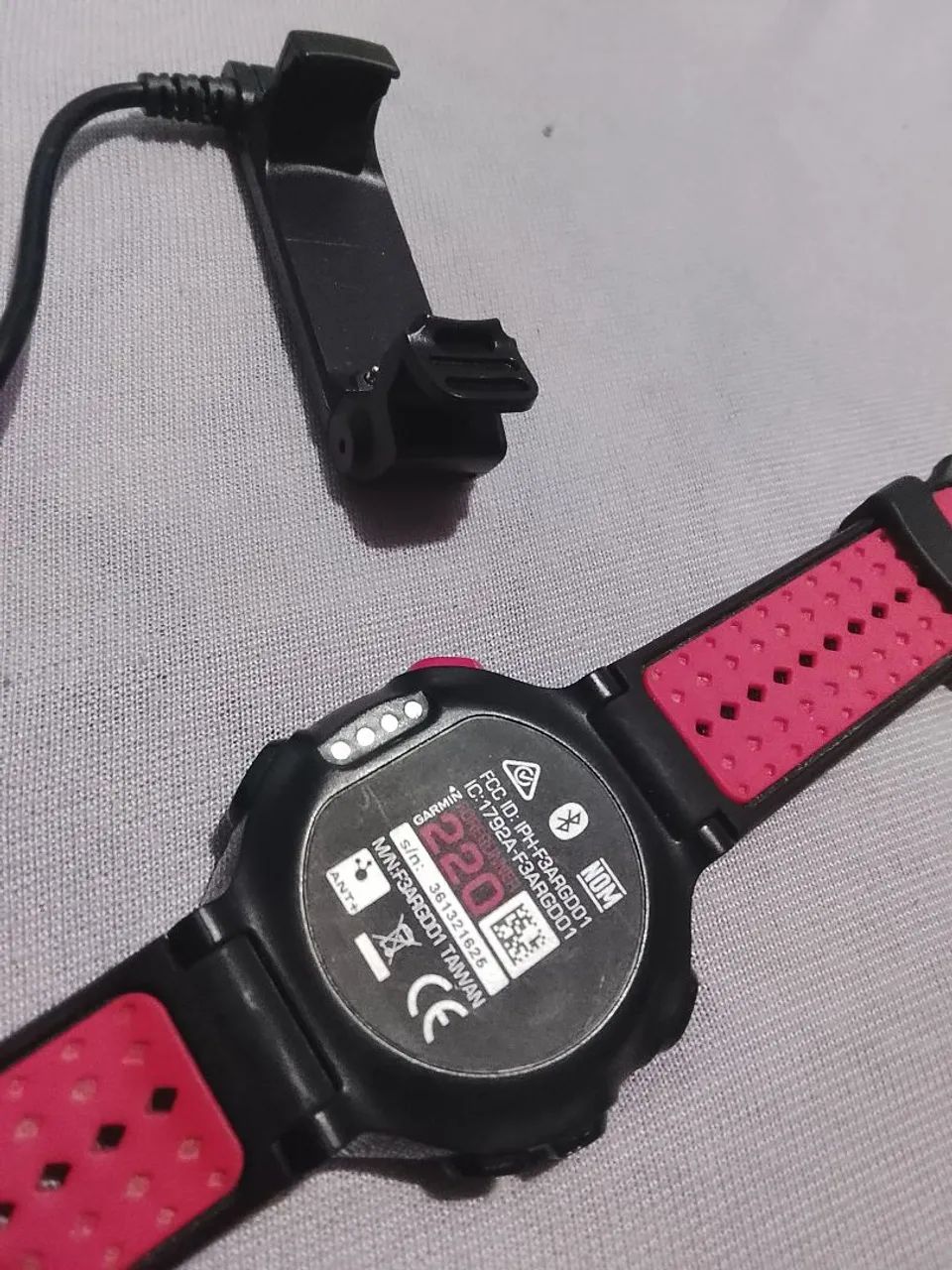 Relógio Garmin forerunner 220 - Foto 2