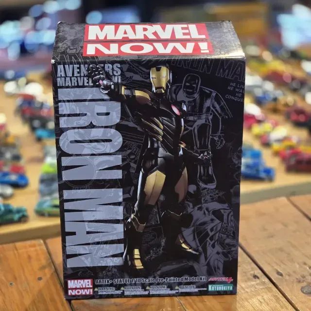 Boneco - Marvel Avengers - Iron Man - Artfx+ - Foto 2