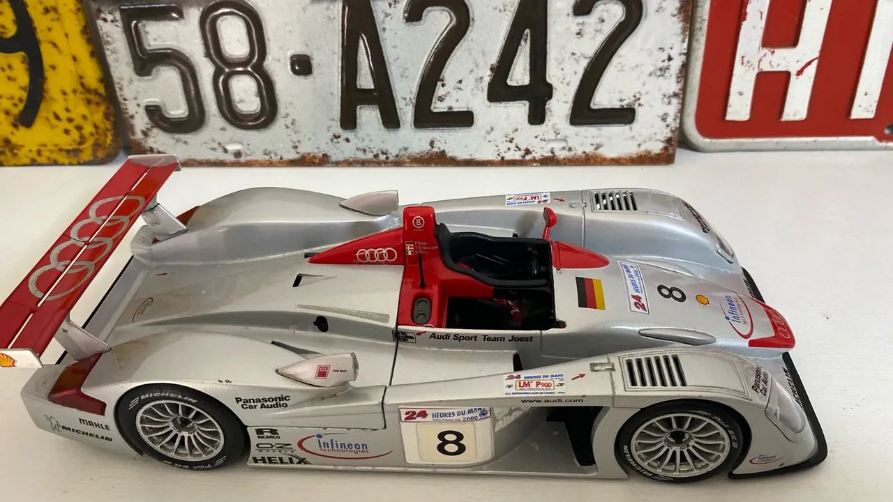  Miniatura Audi 1/18 - Foto 3
