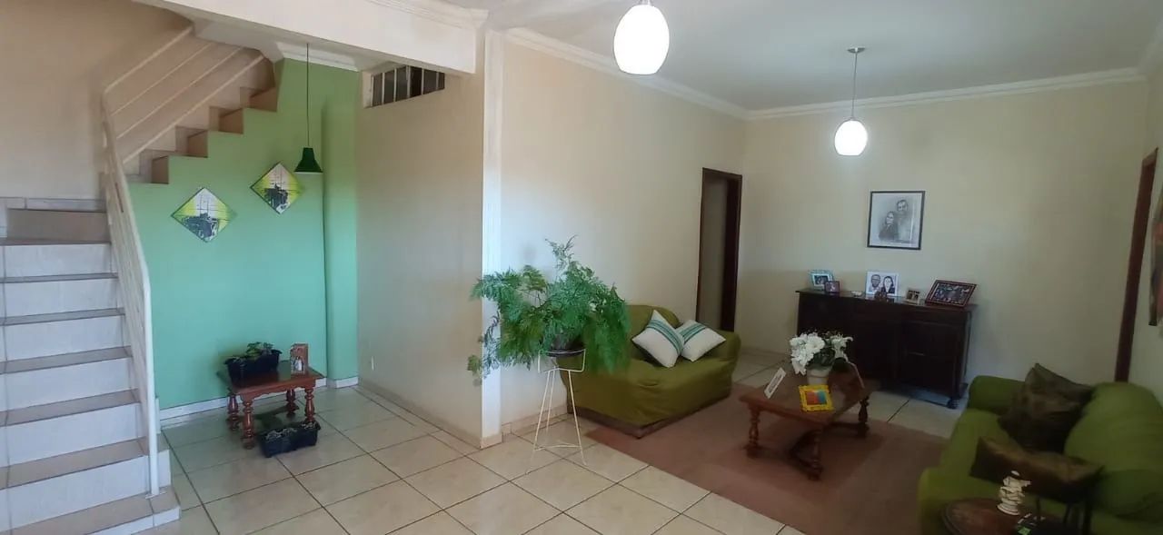 CASA 7 QUARTOS GLÓRIA
