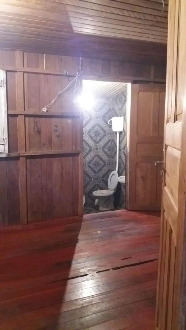VENDO CASA DE MADEIRA - R$ 50.000 | ACEITO TROCAS! - Foto 3