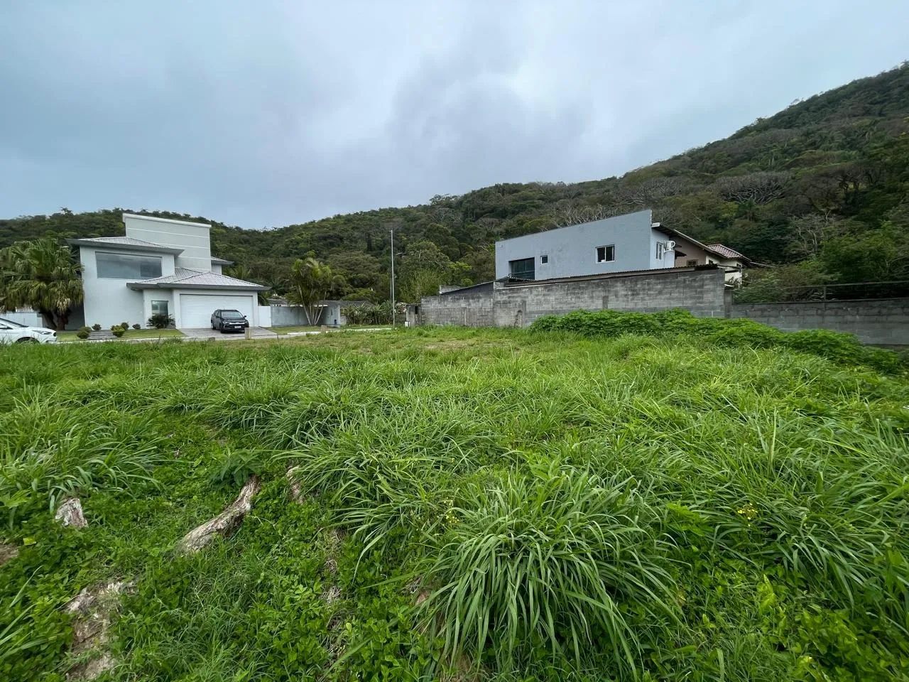 Terreno em Condomínio Fechado com 637m² no bairro Campeche - Foto 4