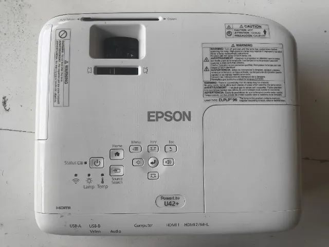 Projetor Epson PowerLite U42+ Full HD | Apenas 125h de uso! | Completo na Caixa