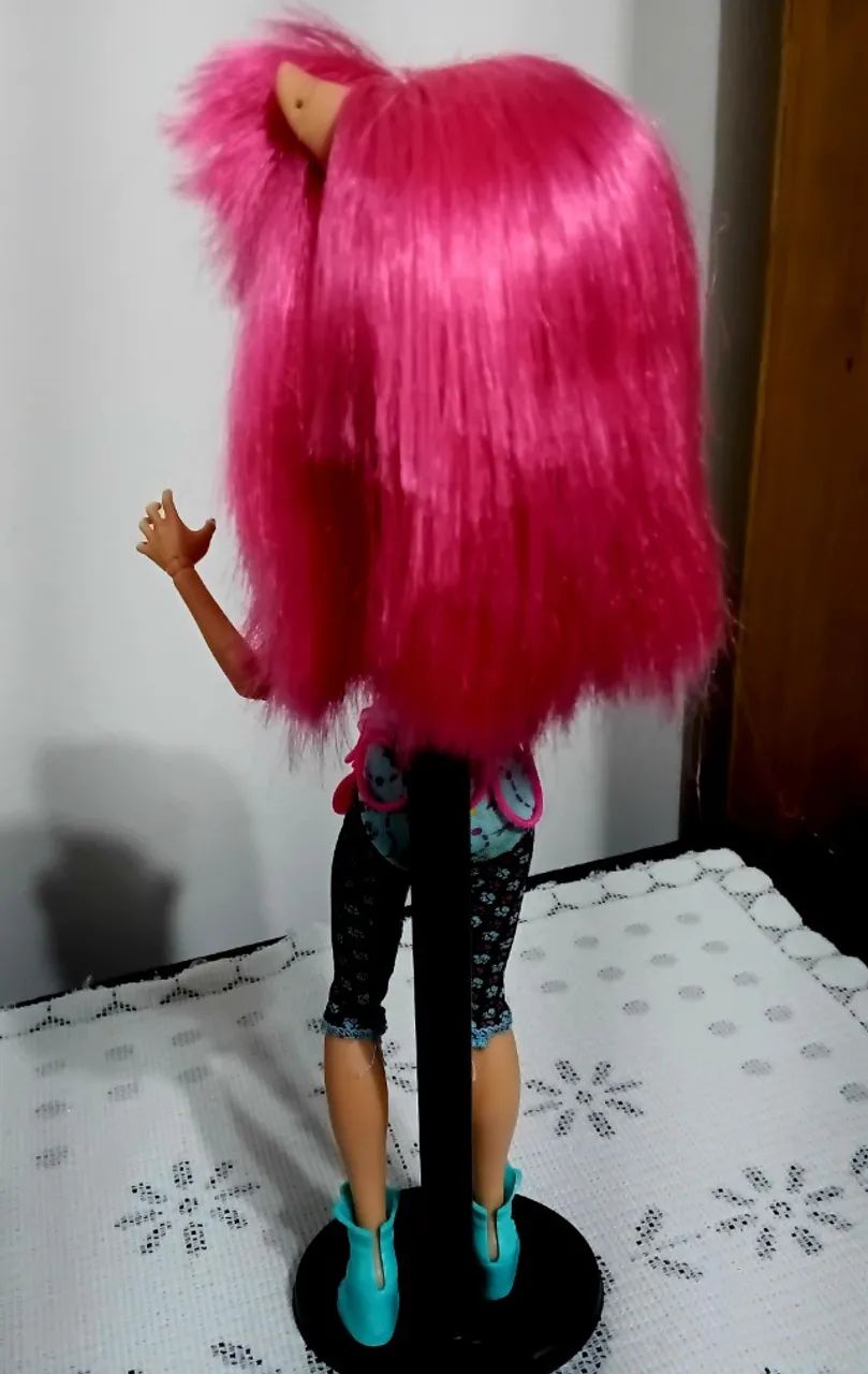 Boneca Monster High Howleen Wolf - Dance Class - Foto 3