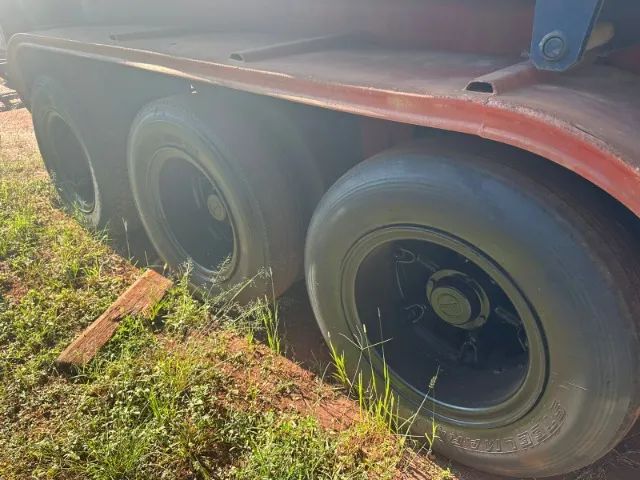 Carreta  IDEROL Caçamba  ano  1989 com pneus - Foto 6