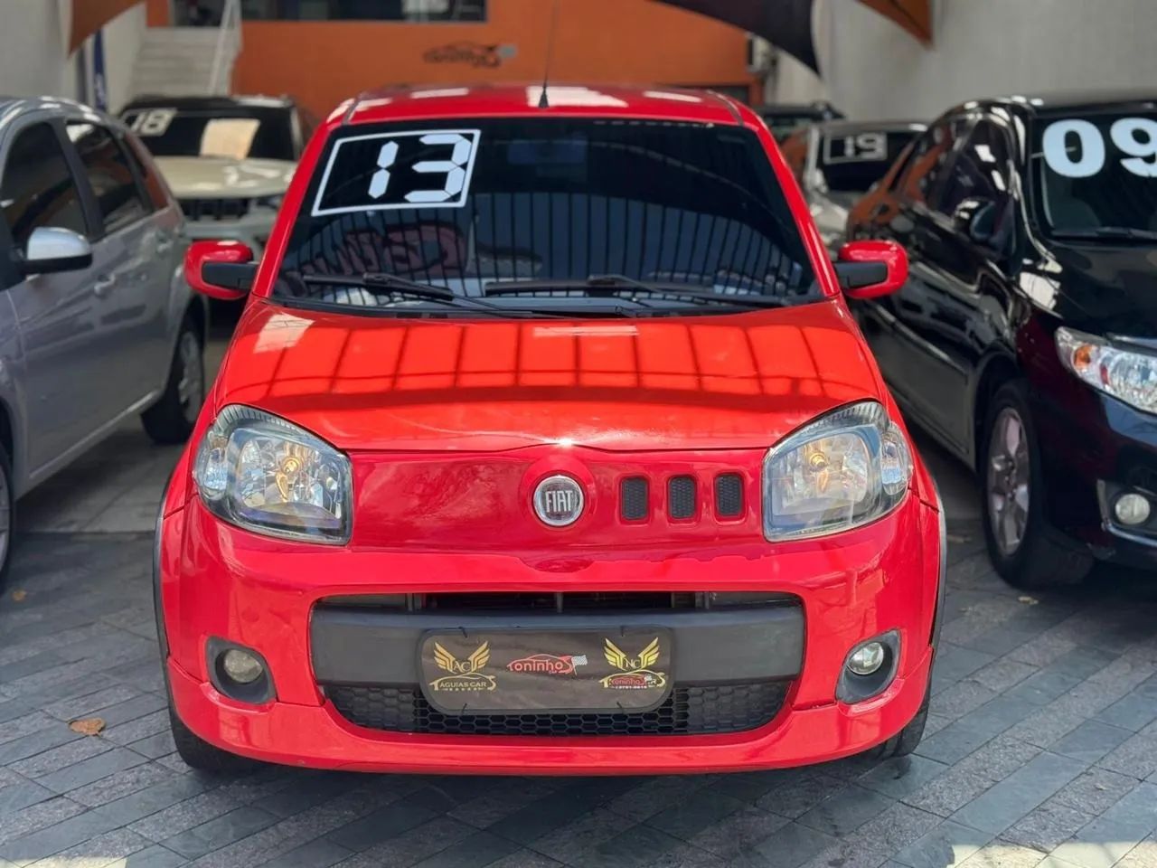 Fiat Uno Sporting 1.4 EVO Fire Flex 8V 4P 2013