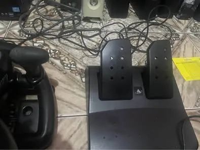 Volante para Ps2 ps3 e pc com vibração  - Foto 4