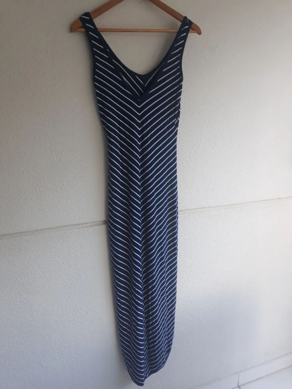 Vestido malha longo listrado pequeno - Foto 4